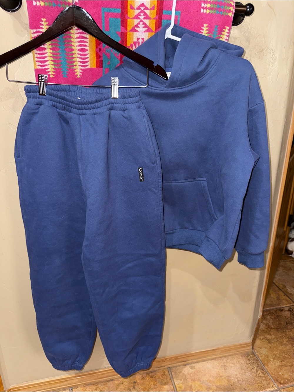EUC•COMFRT SET•hoodie & sweatpants•small/extra small•navy pacific blue•READ DESC